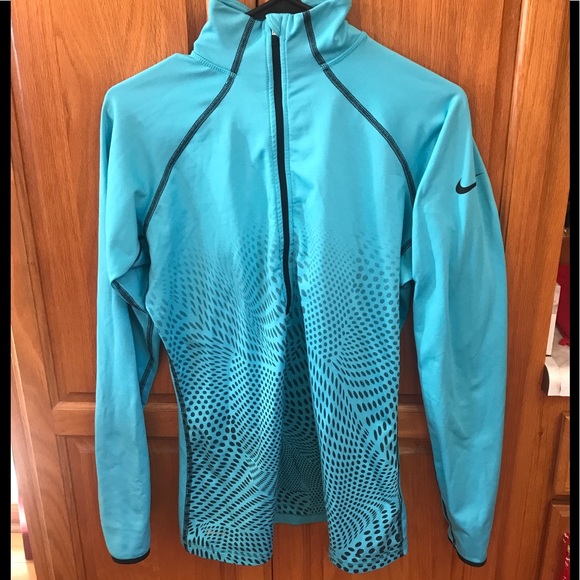 Nike Pro drifit 3/4 zip long sleeve cold weather top.